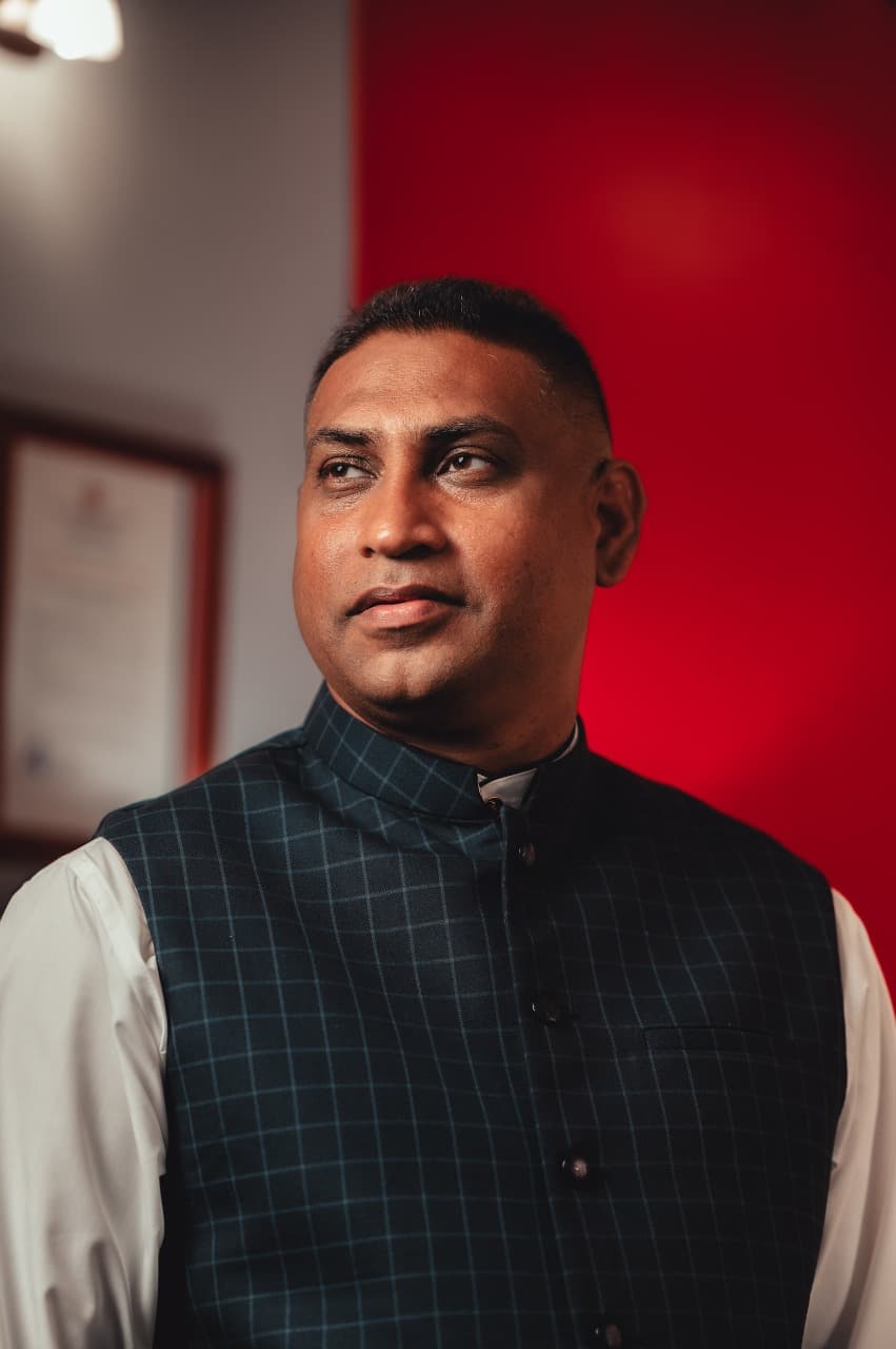 Rev. Winston Mansingh โ Senior Pastor